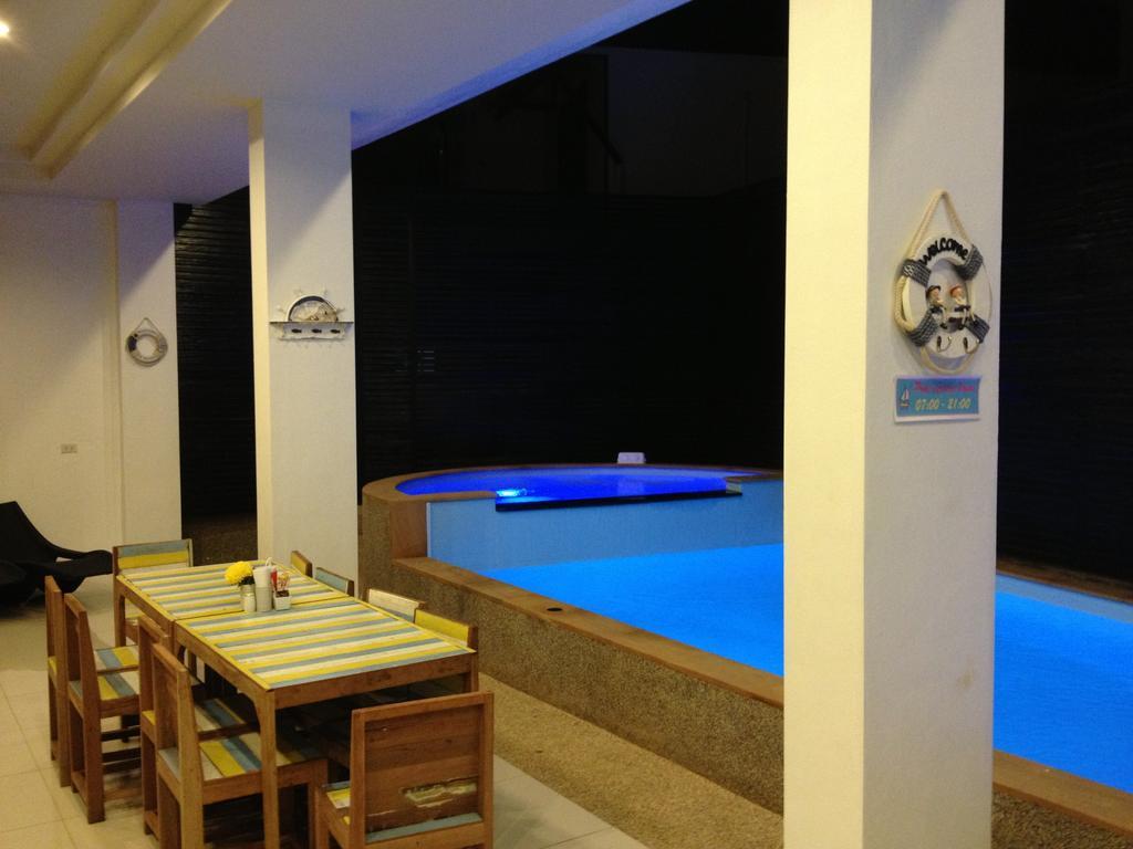 The Silk Hill Hotel Patong Exterior photo