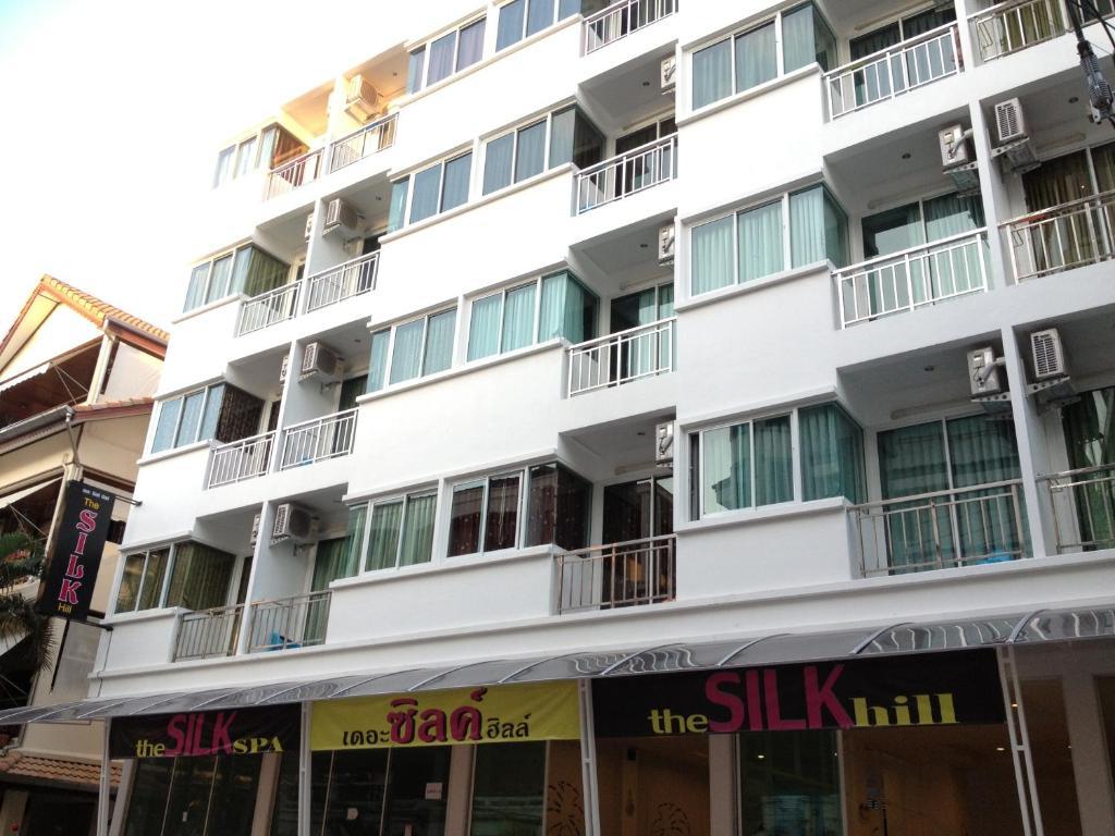 The Silk Hill Hotel Patong Exterior photo