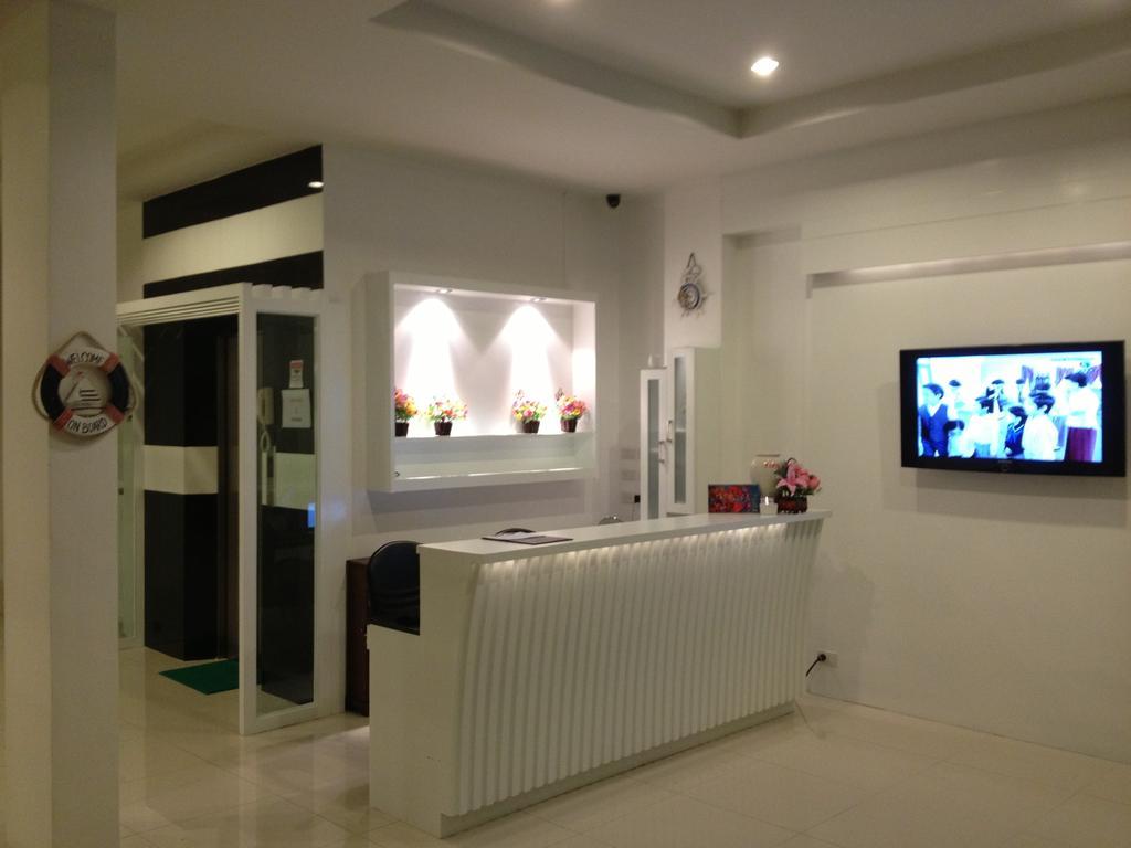 The Silk Hill Hotel Patong Exterior photo