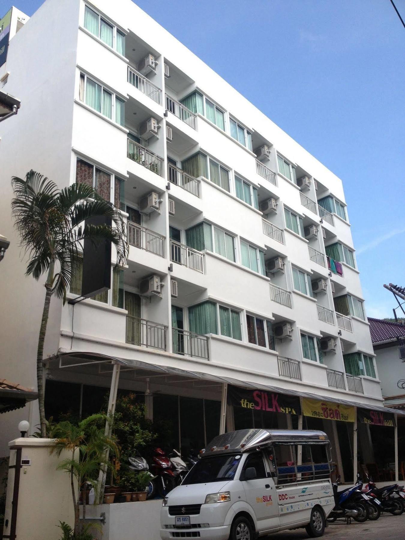 The Silk Hill Hotel Patong Exterior photo