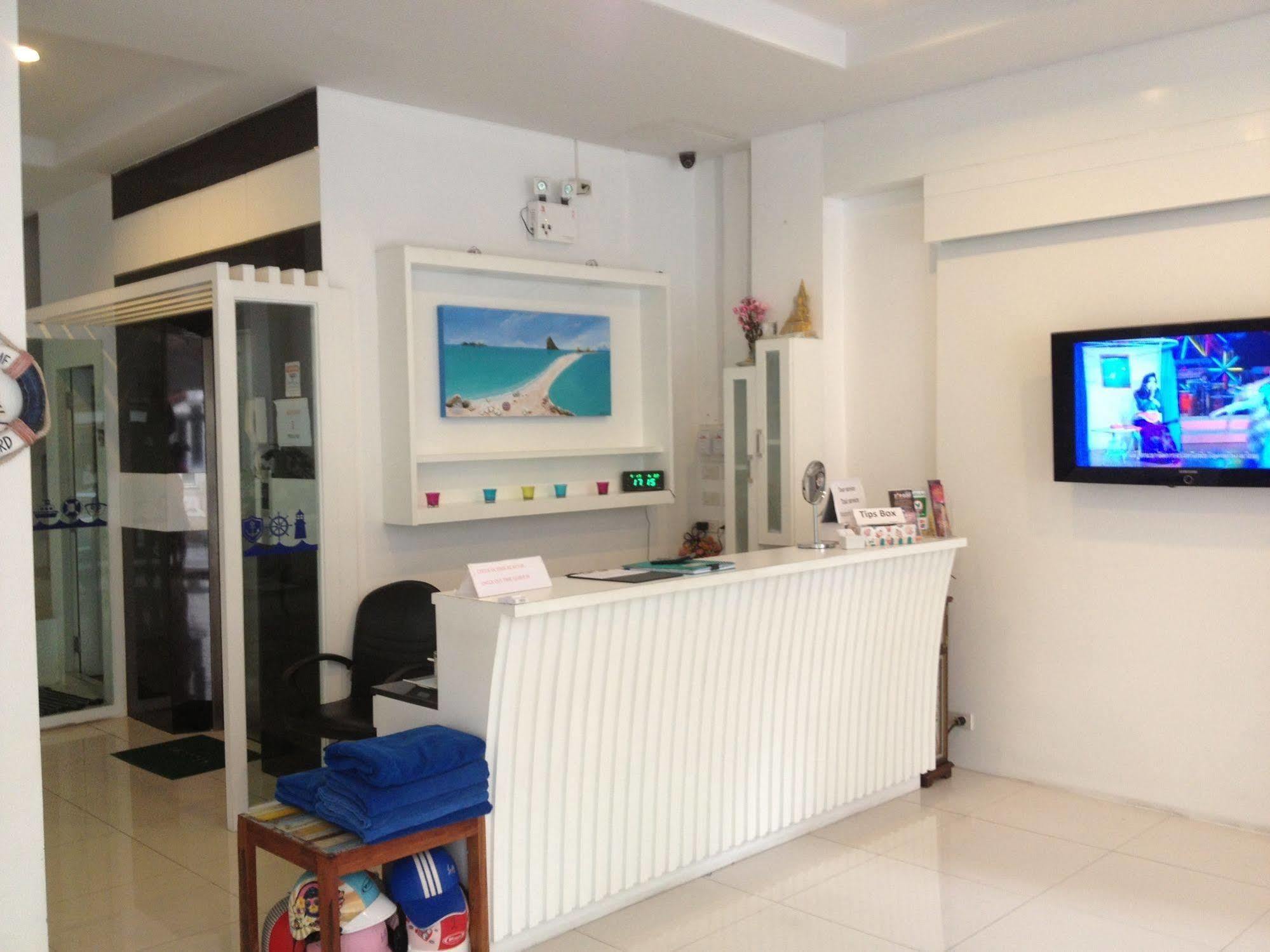 The Silk Hill Hotel Patong Exterior photo